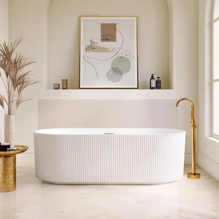 Linyi 66.9 in. x 31.5 in. Freestanding Acrylic Soaking Bathtub with Overflow and Drain in White